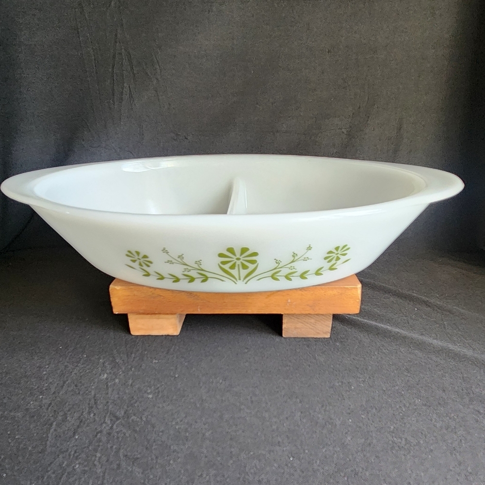 Green Daisy Flower Milk Glass Tray Bowl Vintage Glasbake Chip Dip Serving